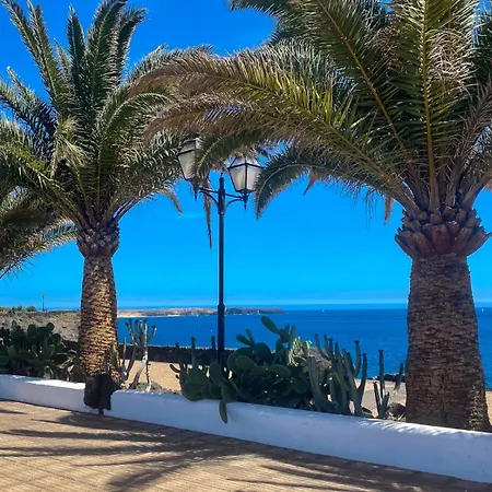 Villa La Perla - Oceanfront - View To Fuerteventura Lobos
