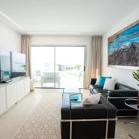 La Perla - Oceanfront - View To Fuerteventura Lobos Villa *