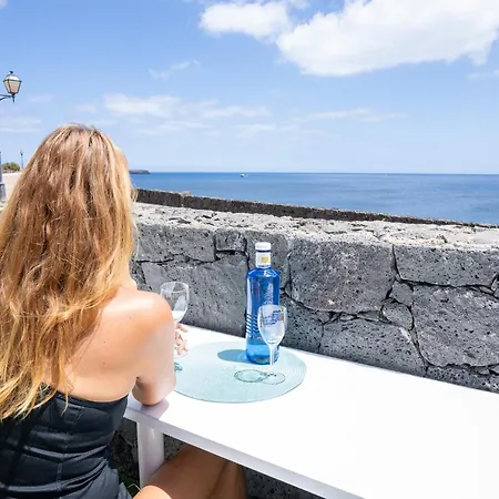 La Perla - Oceanfront - View To Fuerteventura Lobos Villa *